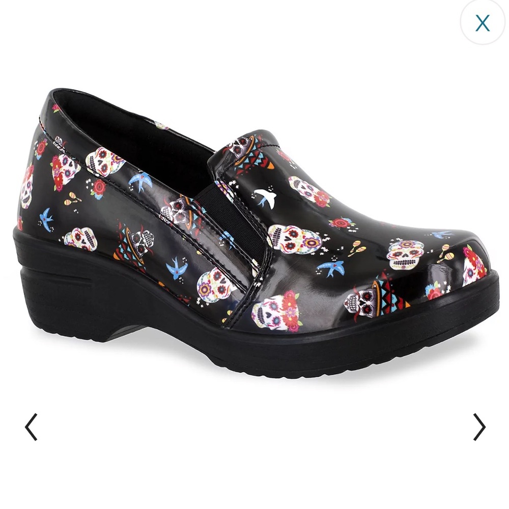 Easy Works by Easy Street Leeza Women's Work Clogs Festive Skulls Pattern 8 1/2